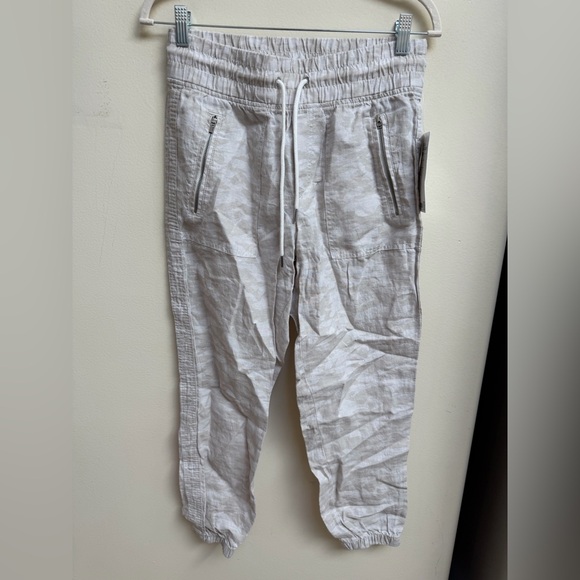 Athleta Pants - NWT Athleta Cabo Tide Linen Joggers